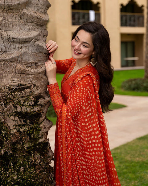 FAIZA SAQLAIN Embroidered lawn